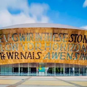 Homestay In Centre, Cardiff